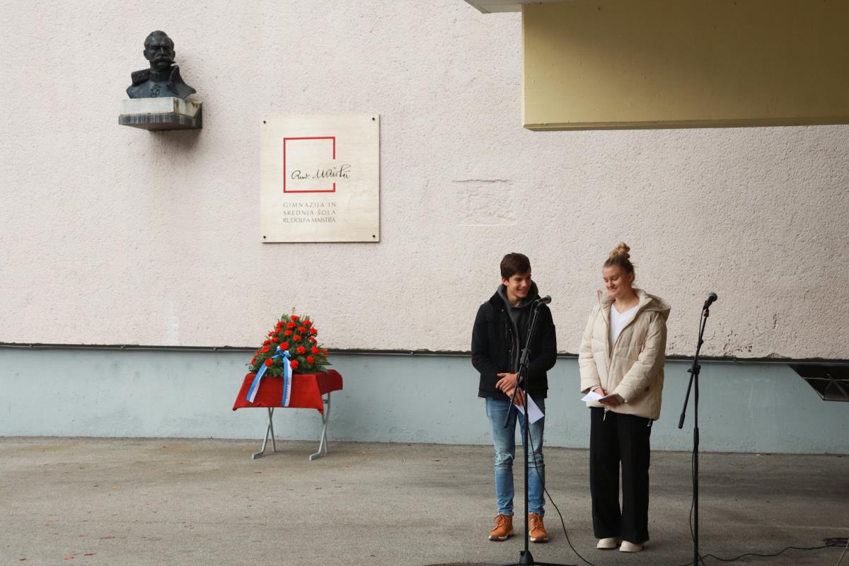 KRATKA SPOMINSKA SLOVESNOST